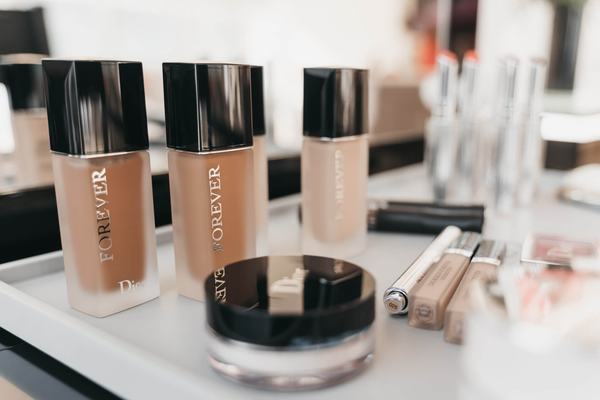 The foundation of choice for make-up artists! Find out which foundation is number one!